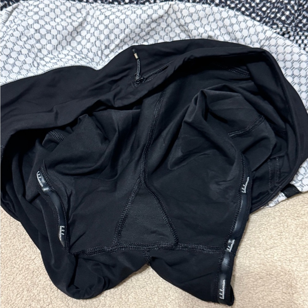 Lululemon pace rival skirt II size 8 vvguc - Picture 4 of 6